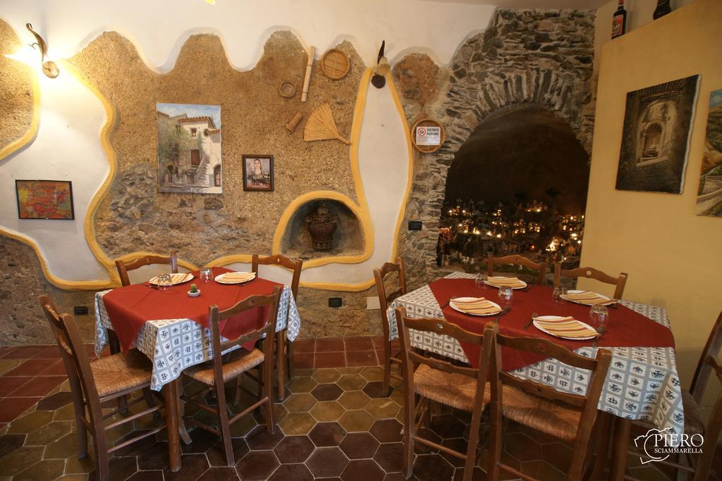 벨몬테칼라브로 A Taverna Intru U Vicu B&B 외부 사진